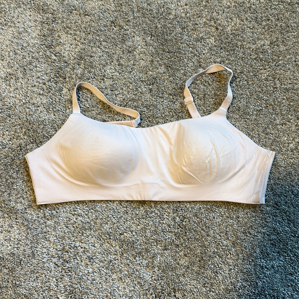 SMOOTHEZ AERIE BRA (M)